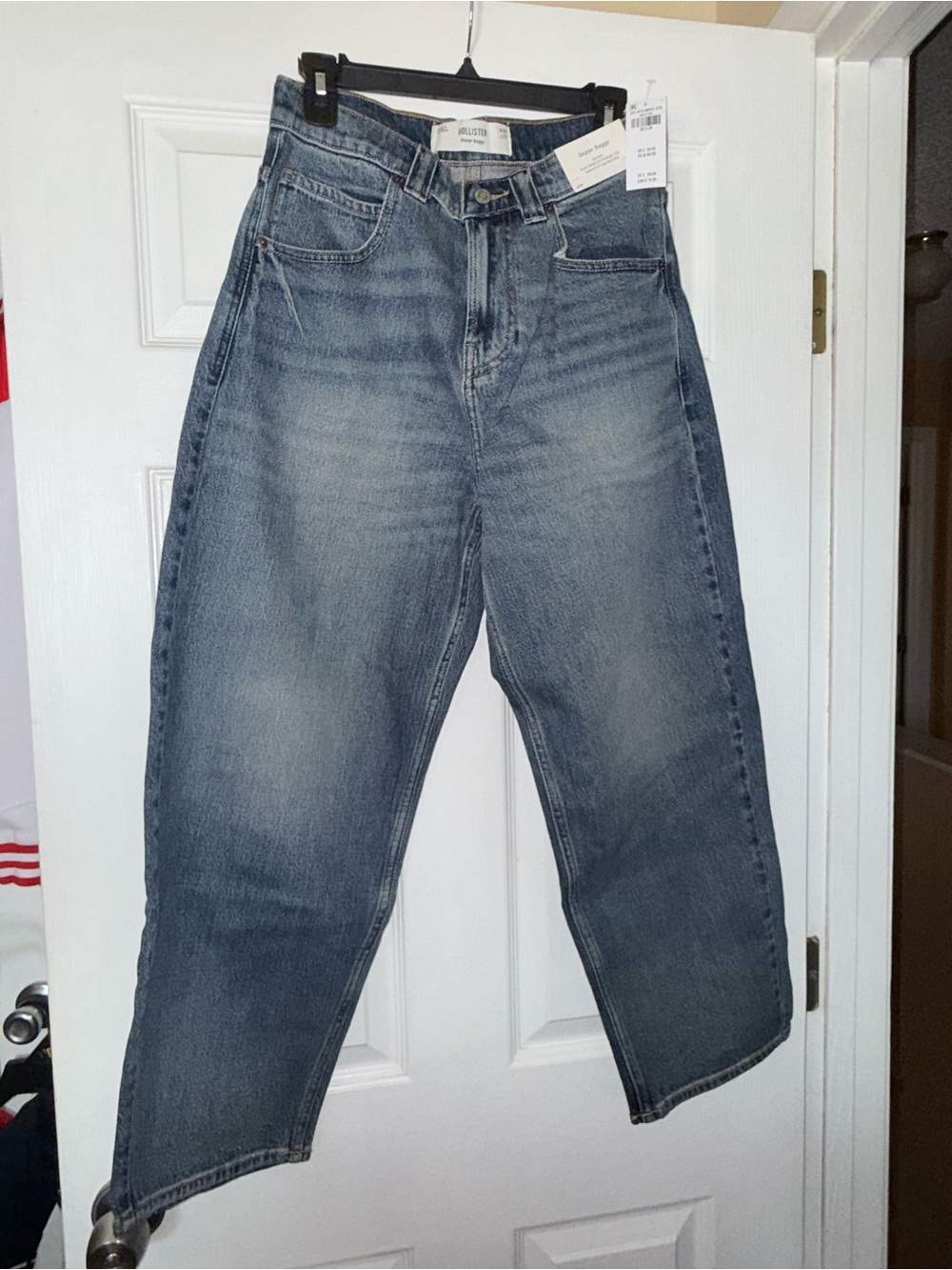 High-Rise Relaxed Fit Skater Baggy Blue Jeans
